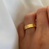 LOVE FLORAL BEAUTY RING