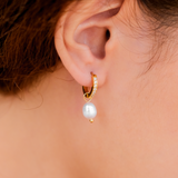Elise Pearl Earrings